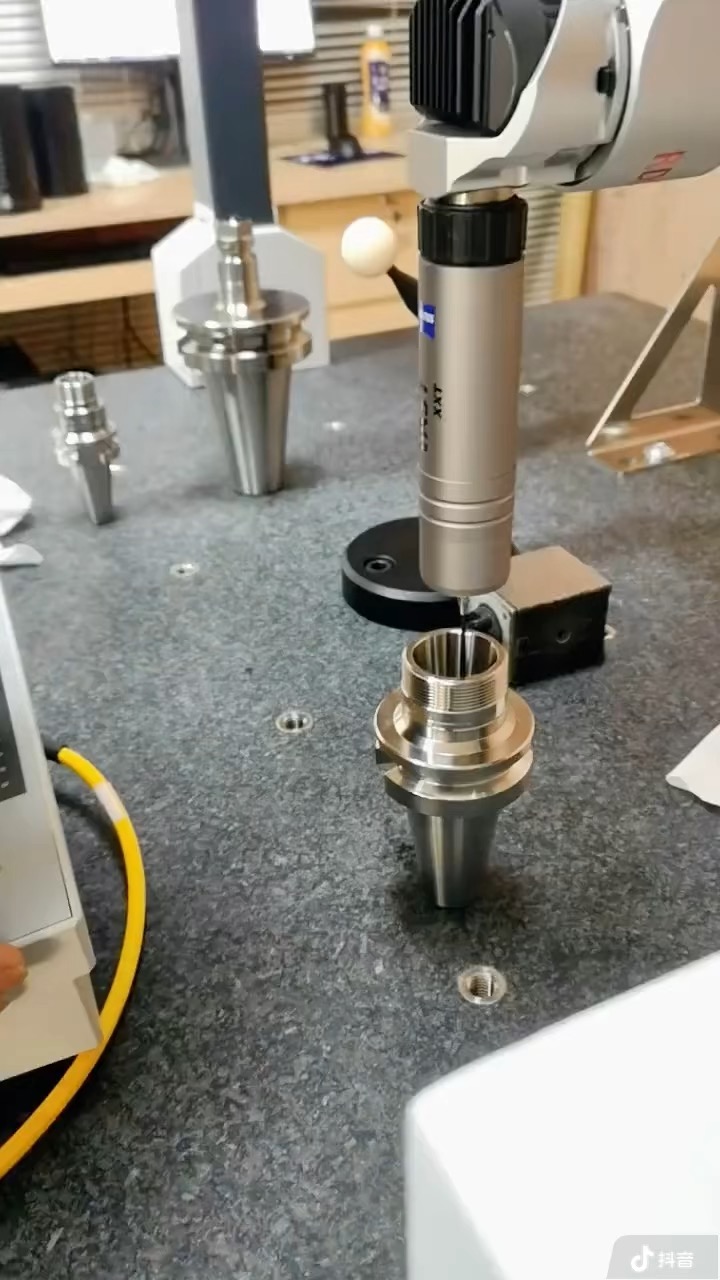 ZSCNC inspection setup with measuring equipment